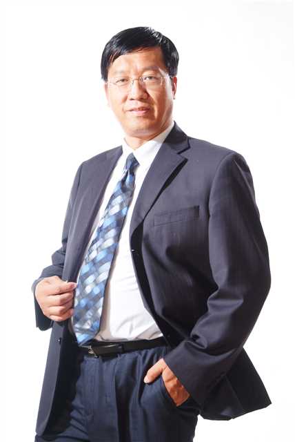 大庆油田工程有限公司院长高飞